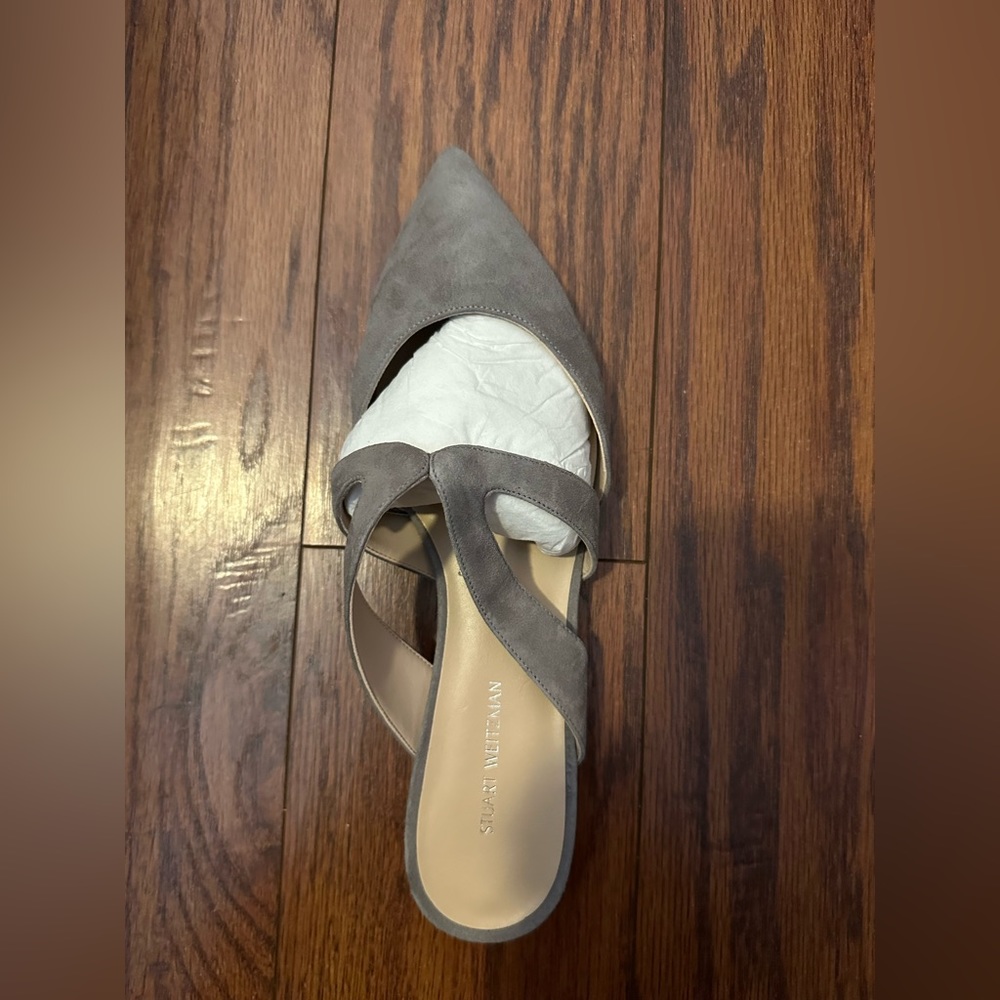 NEVER WORN Stuart weitzman mariposa flat mule, flannel gray